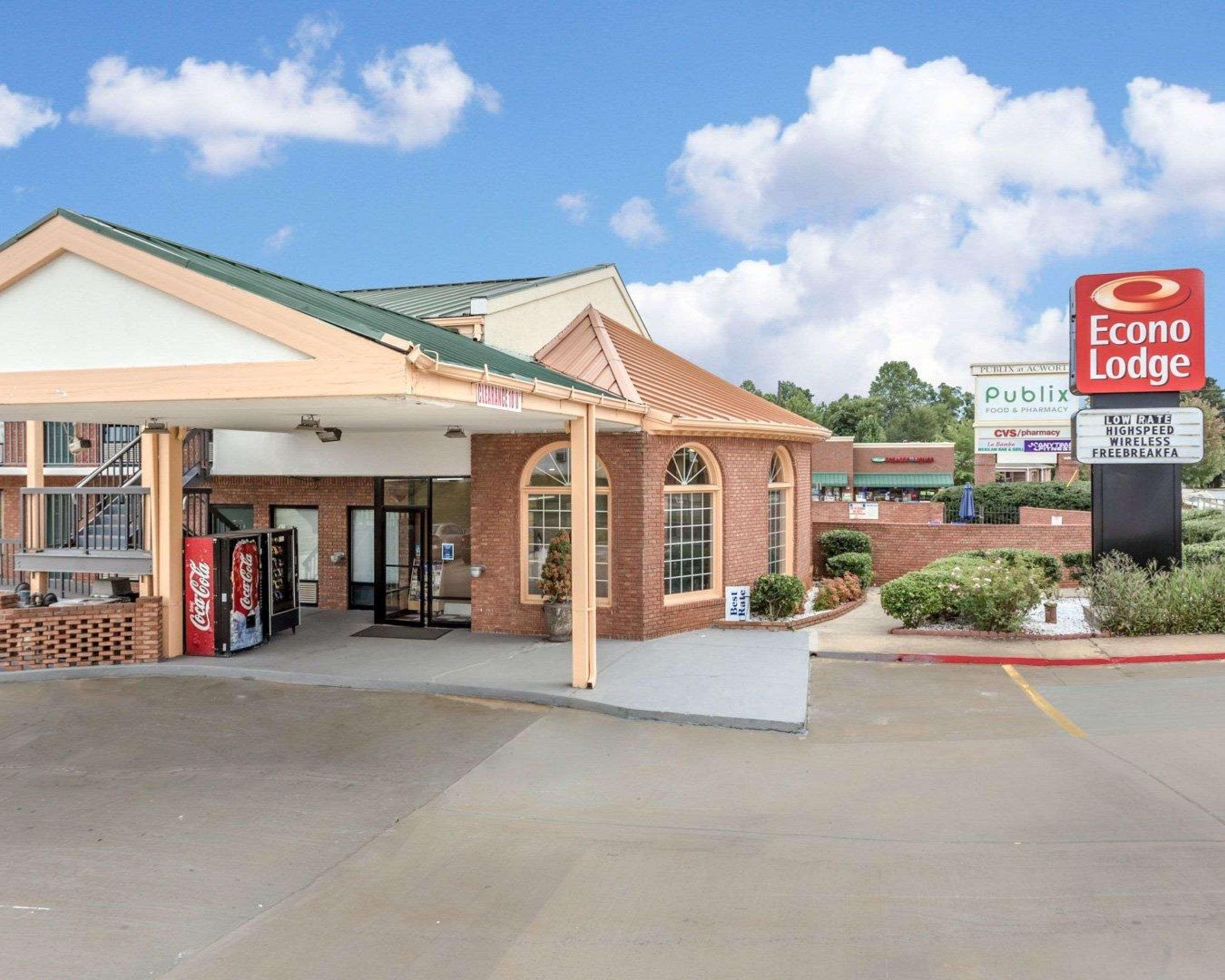 Econo Lodge Акуърт Екстериор снимка