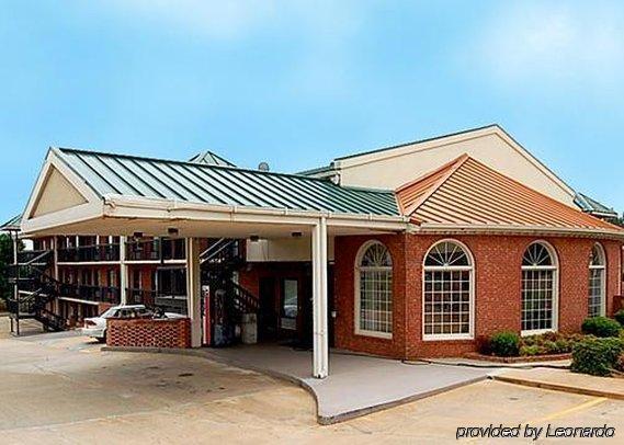 Econo Lodge Акуърт Екстериор снимка